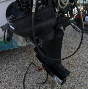 How to start an outboard motor after stoage