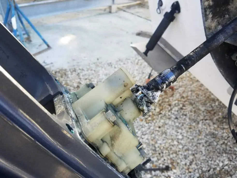 Signs of a Bad Outboard Water Pump & Maintenance Tips