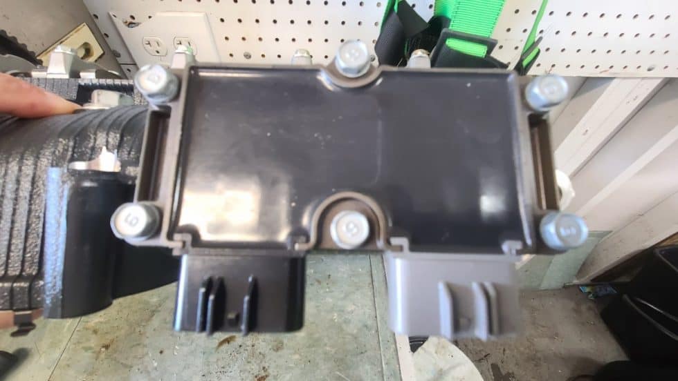 What Does a Regulator Rectifier Do On an Outboard?